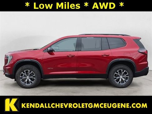 Used 2025 GMC Acadia AT4 image 2