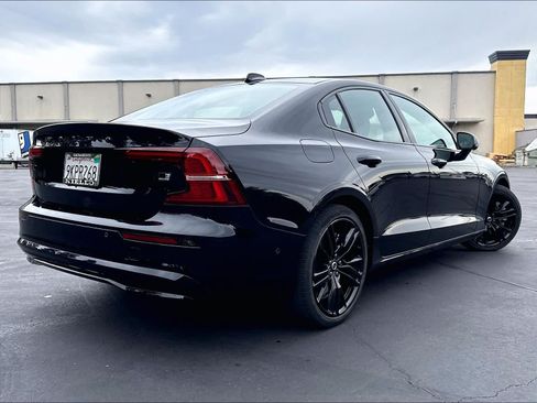 Used 2024 Volvo S60 T8 Plus w/ Climate Package AWD/4WD image 2