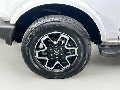 Certified 2024 Ford Bronco Outer Banks AWD/4WD image 38