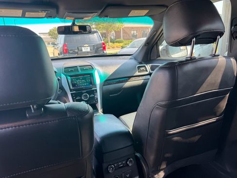 Used 2014 Ford Explorer Limited image 14