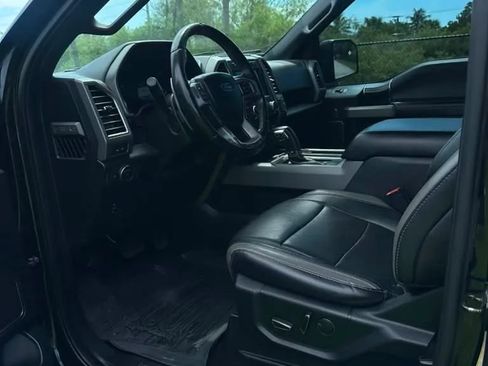 Used 2018 Ford F150 Raptor w/ Equipment Group 802A Luxury AWD/4WD image 9