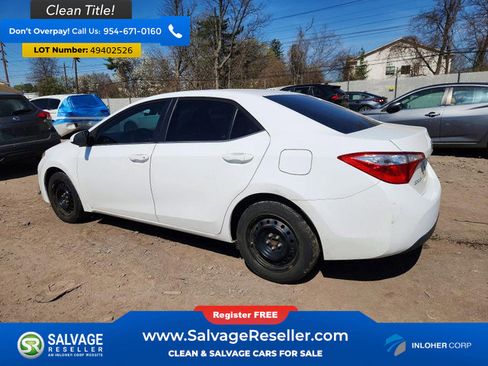 Used 2016 Toyota Corolla LE FWD image 3