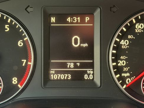 Used 2014 Volkswagen Jetta GLI Autobahn FWD image 4