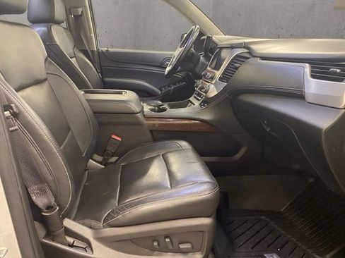 Used 2016 GMC Yukon SLT AWD/4WD image 21