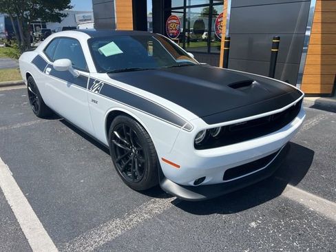 Used 2023 Dodge Challenger R/T Scat Pack w/ T/A Package image 1