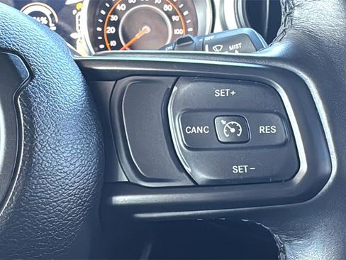 Used 2021 Jeep Wrangler Unlimited Sport image 15