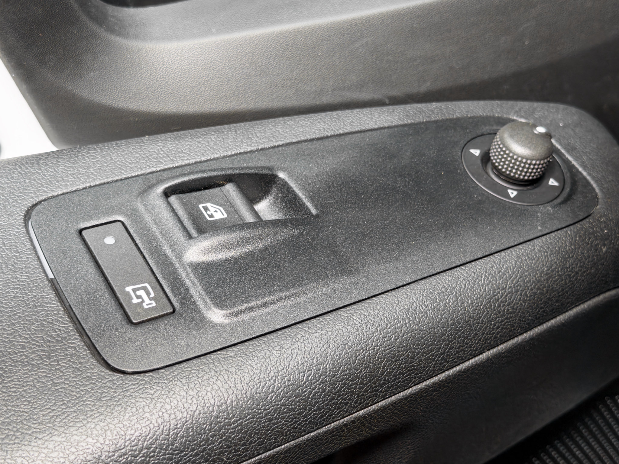 Used 2024 RAM ProMaster 3500 w/ Delivery Van Package FWD image 7