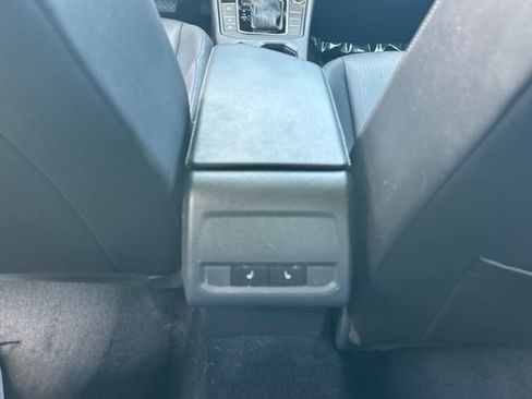 Used 2019 Volkswagen Jetta SEL FWD image 14