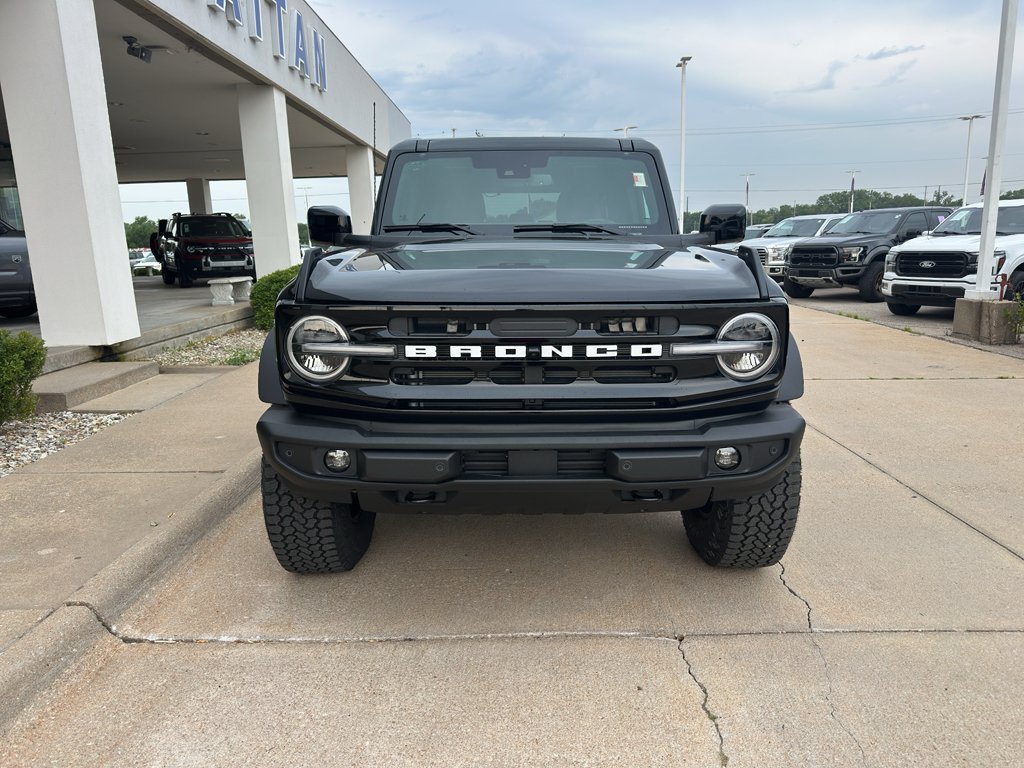 New 2026 Ford Bronco Outer Banks w/ Sasquatch Package AWD/4WD image 12