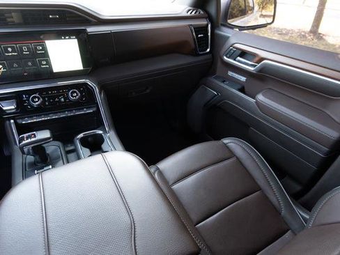 Used 2023 GMC Sierra 1500 Denali w/ Denali Reserve Package image 21