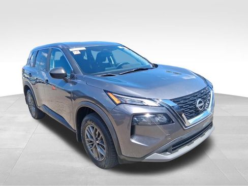 Used 2023 Nissan Rogue S FWD image 5
