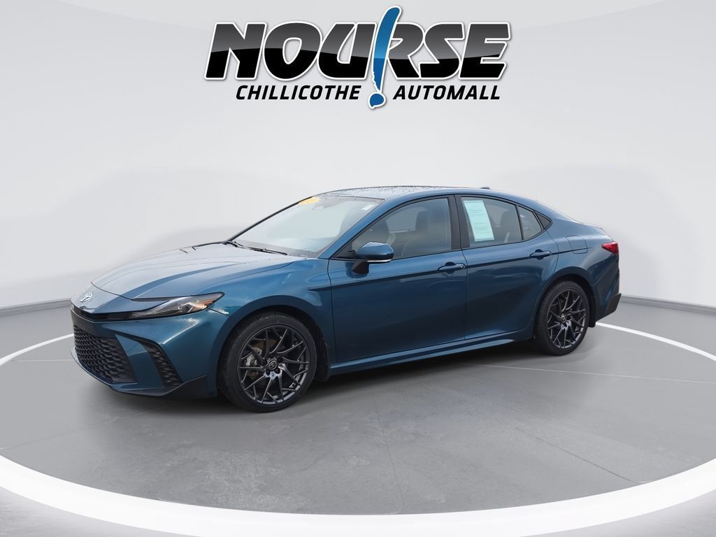 Used 2025 Toyota Camry SE w/ Convenience Package AWD/4WD image 4