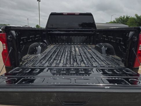 Used 2024 Chevrolet Silverado 2500 LT AWD/4WD image 25