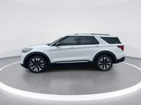 Certified 2026 Ford Explorer Platinum w/ LUX Leather Package AWD/4WD image 4