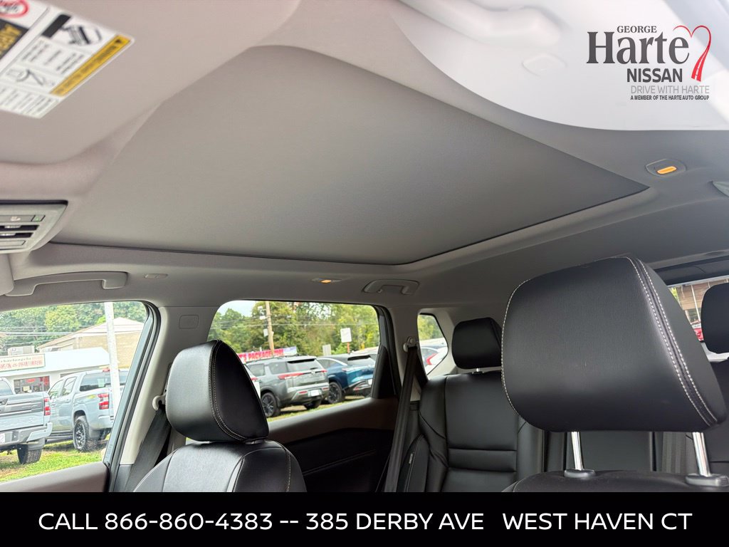 Certified 2023 Nissan Rogue SL AWD/4WD image 18