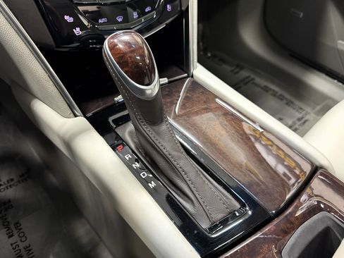 Used 2013 Cadillac XTS Platinum image 37