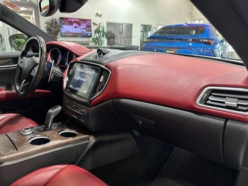 Used 2019 Maserati Ghibli S GranLusso RWD image 49