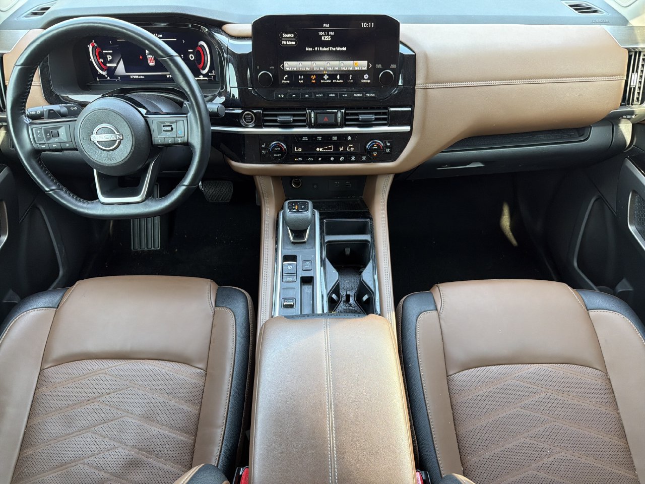 Certified 2024 Nissan Pathfinder Platinum w/ Cargo Package FWD image 2