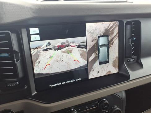 Used 2022 Ford Bronco Wildtrak image 20