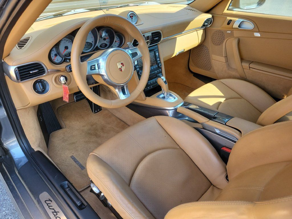 Used 2012 Porsche 911 Turbo S AWD/4WD image 4