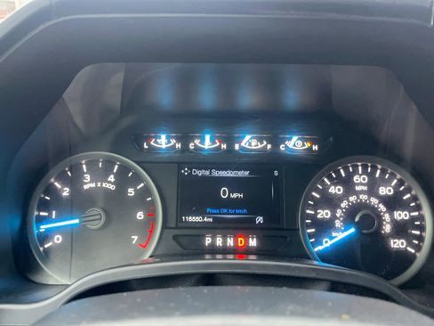 Used 2018 Ford F150 XLT w/ Equipment Group 302A Luxury AWD/4WD image 17