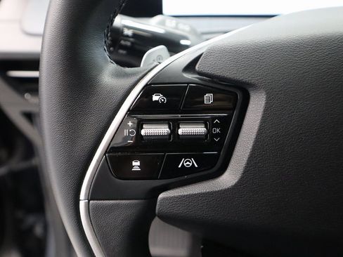 Used 2022 Kia EV6 Wind image 29