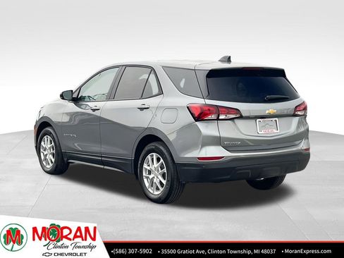 Certified 2024 Chevrolet Equinox LS w/ LS Convenience Package image 4