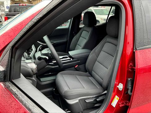 New 2026 Chevrolet Equinox LT image 11