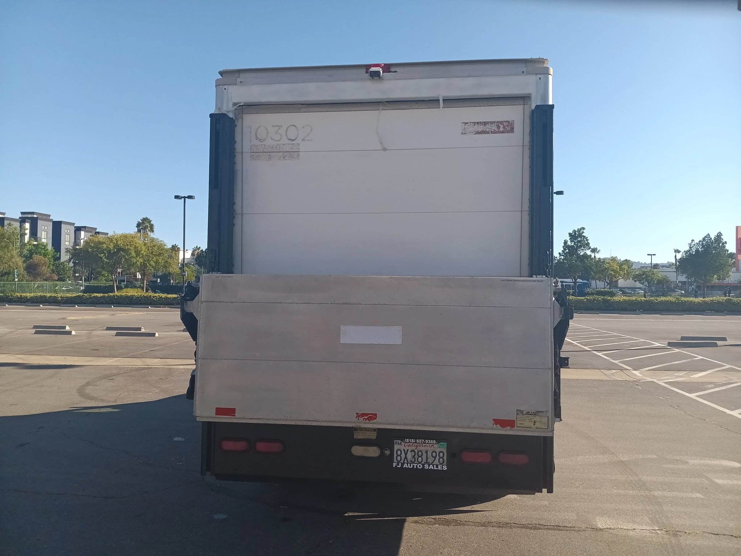 Used 2010 Chevrolet Express 3500 RWD image 8