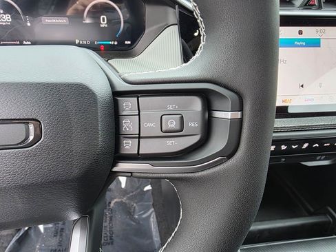 New 2026 Jeep Cherokee Laredo AWD/4WD image 18