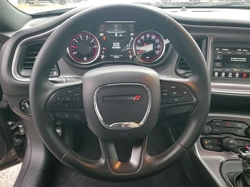 Used 2019 Dodge Challenger SXT image 14