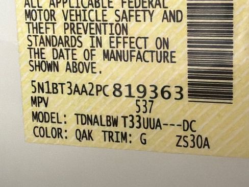 Used 2023 Nissan Rogue S image 31