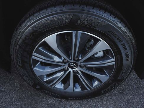 Used 2025 INFINITI QX60 Pure w/ Cargo Package image 8