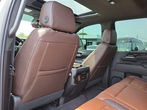 Used 2026 GMC Sierra 2500 AT4 w/ AT4 Premium Plus Package AWD/4WD image 22
