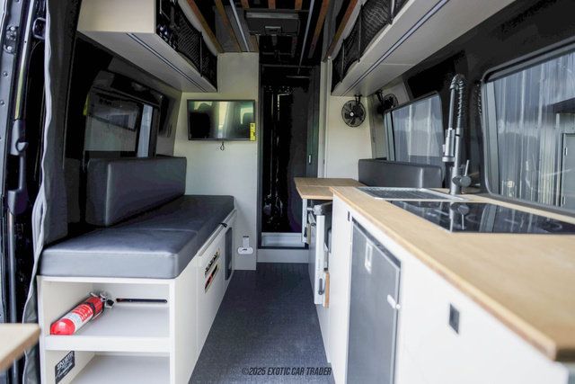 Used 2024 Mercedes-Benz Sprinter 2500 image 46