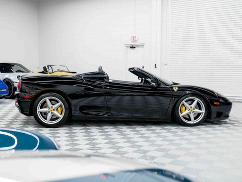 Used 2004 Ferrari 360 Spider RWD image 5