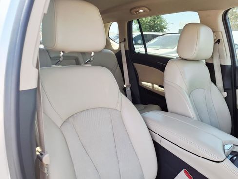 Used 2017 Buick Envision Preferred FWD image 11