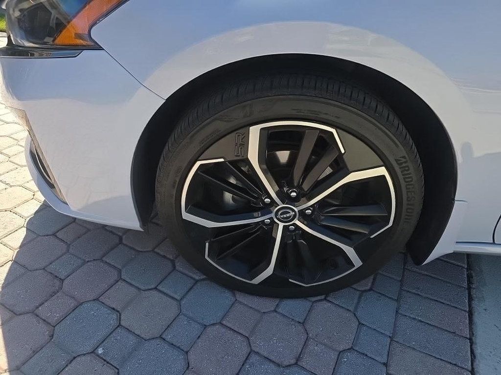 Certified 2023 Nissan Altima 2.5 SR FWD image 5