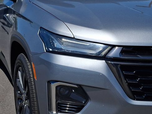 Used 2023 Chevrolet Traverse RS AWD/4WD image 9