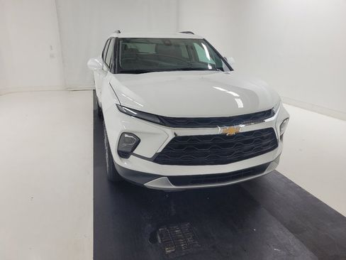 Used 2024 Chevrolet Blazer LT w/ Convenience Package FWD image 14