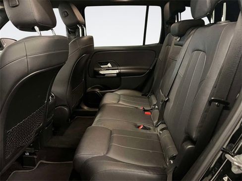 Certified 2021 Mercedes-Benz GLB 250 4MATIC image 11