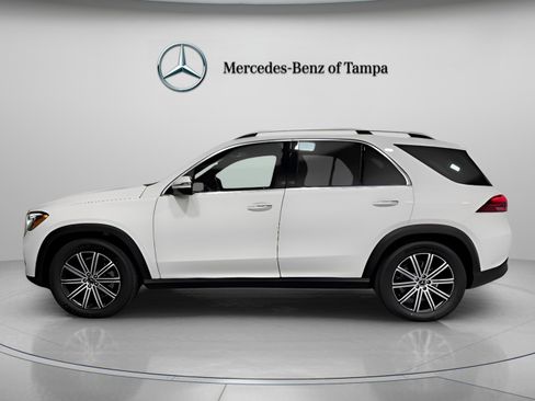 Certified 2025 Mercedes-Benz GLE 450 4MATIC image 4