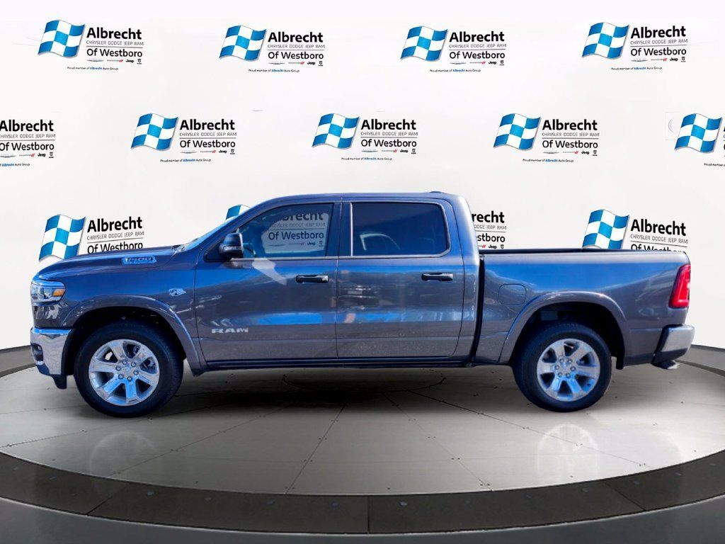 Used 2026 RAM 1500 Big Horn AWD/4WD image 2