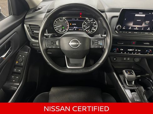 Certified 2025 Nissan Rogue SV AWD/4WD image 18