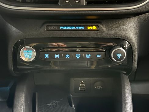 Used 2024 Ford Escape Platinum image 20