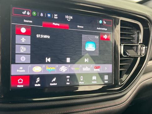 Used 2023 Dodge Durango GT image 15