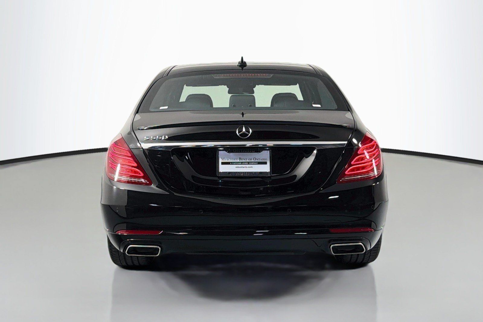 Used 2016 Mercedes-Benz S 550 Sedan image 3