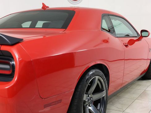 Used 2021 Dodge Challenger SRT Hellcat w/ Plus Package RWD image 40