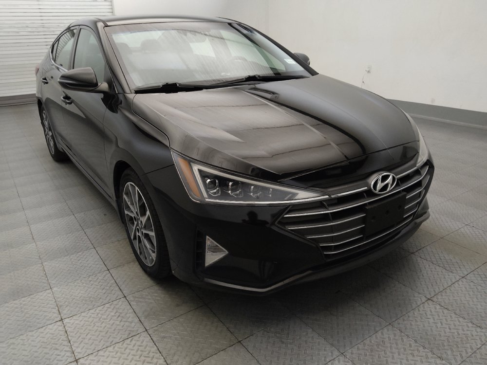 Used 2020 Hyundai Elantra Limited FWD image 13