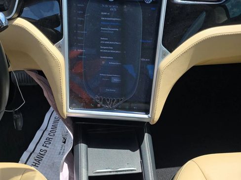 Used 2014 Tesla Model S 85 RWD image 11